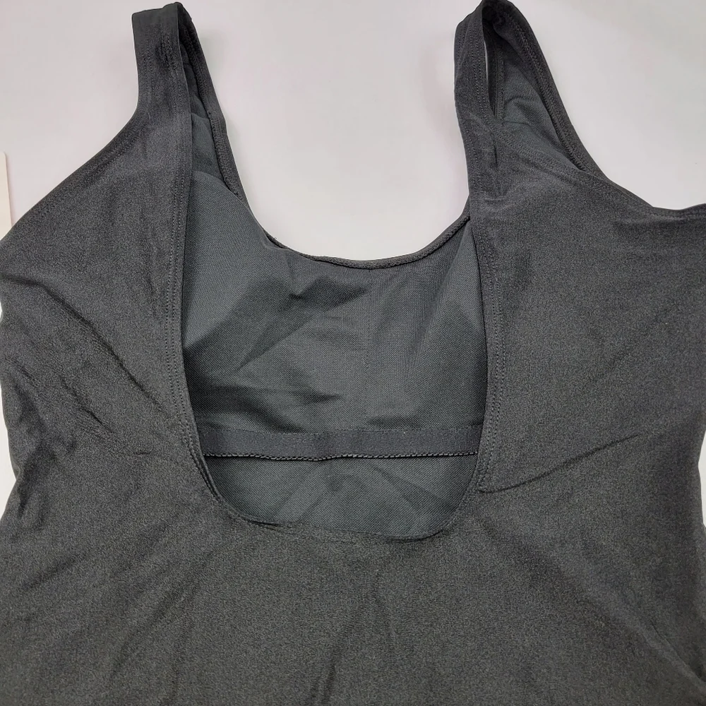 NWT black Mama low‎ back bathing suit with removable cups B52